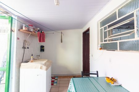 Casa à venda com 132m², 2 quartos e 1 vagaÁrea de Serviço 