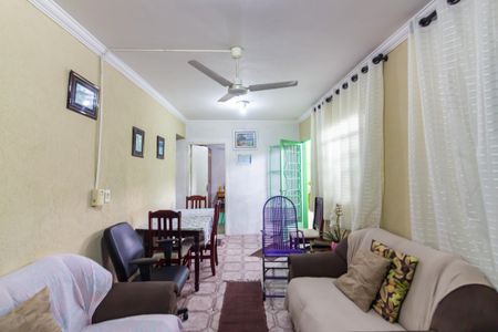 Casa à venda com 132m², 2 quartos e 1 vagaSala 