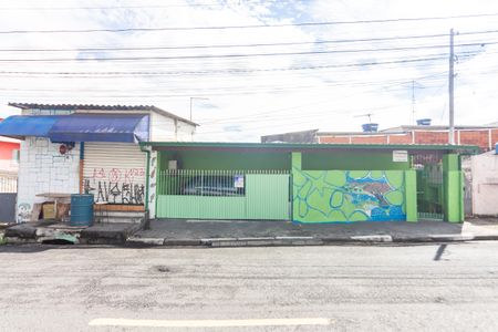 Casa à venda com 132m², 2 quartos e 1 vagaFachada
