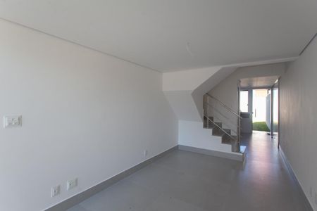 Sala de casa à venda com 2 quartos, 120m² em Santa Monica, Belo Horizonte