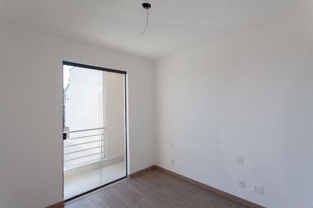 Casa à venda com 120m², 2 quartos e 1 vagaSuíte 1