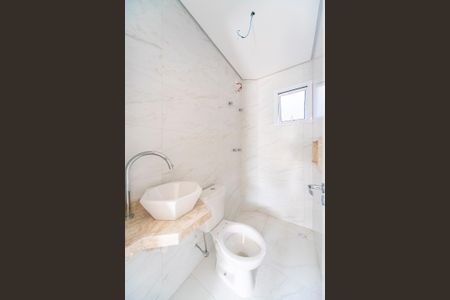 Apartamento à venda com 69m², 3 quartos e 2 vagasBanheiro do quarto 3