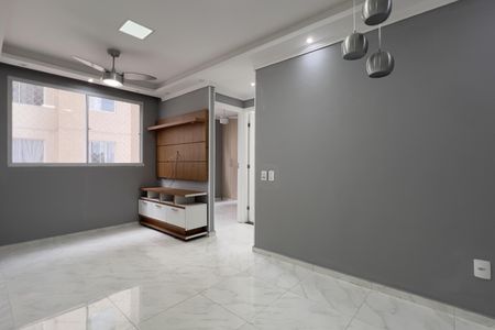 Sala de apartamento para alugar com 2 quartos, 42m² em Jardim Iv Centenario, Guarulhos