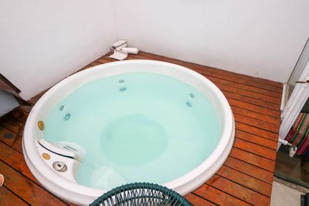 Apartamento à venda com 102m², 1 quarto e 2 vagasJacuzzi