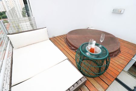 Apartamento à venda com 102m², 1 quarto e 2 vagasJacuzzi