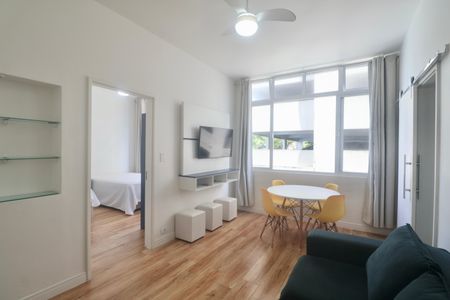 Sala de apartamento para alugar com 1 quarto, 57m² em Centro, Guarujá