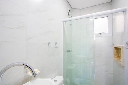 Apartamento à venda com 69m², 3 quartos e 2 vagasBanheiro do quarto 1