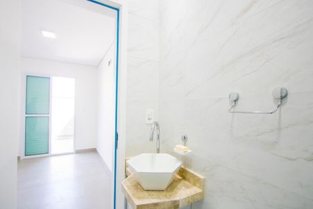 Apartamento à venda com 69m², 3 quartos e 2 vagasBanheiro do quarto 1