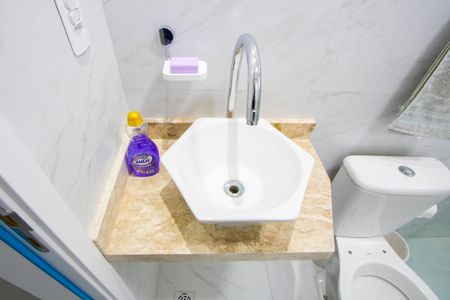 Apartamento à venda com 69m², 3 quartos e 2 vagasBanheiro social