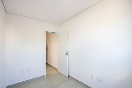 Apartamento à venda com 69m², 3 quartos e 2 vagasQuarto 2