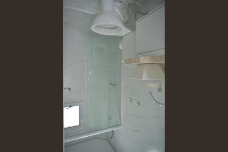 Apartamento à venda com 69m², 2 quartos e 2 vagasBanheiro da Suíte