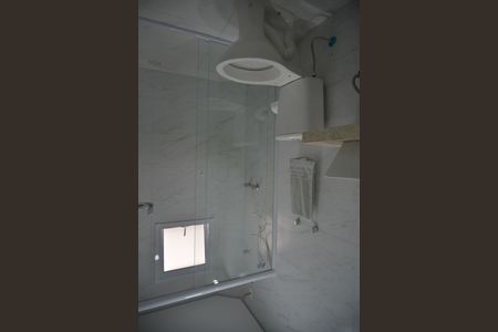 Apartamento à venda com 69m², 2 quartos e 2 vagasBanheiro de serviço