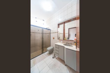 Casa à venda com 420m², 3 quartos e 8 vagasBanheiro Social