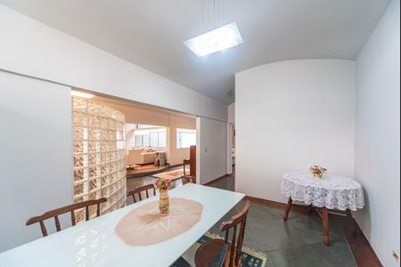 Casa à venda com 420m², 3 quartos e 8 vagasSala de Jantar