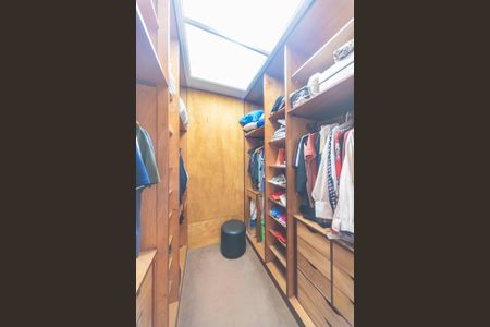 Casa à venda com 420m², 3 quartos e 8 vagasCloset do Quarto 3