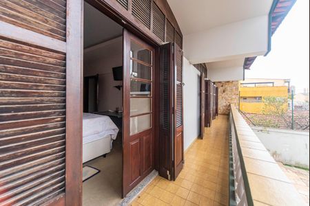 Casa à venda com 420m², 3 quartos e 8 vagasVaranda dos Quartos