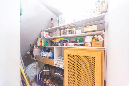 Casa à venda com 420m², 3 quartos e 8 vagasDepósito 