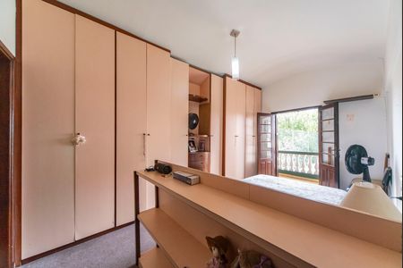 Casa à venda com 420m², 3 quartos e 8 vagasQaurto 2