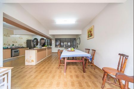 Casa à venda com 420m², 3 quartos e 8 vagasCopa