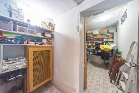 Casa à venda com 420m², 3 quartos e 8 vagasDepósito 