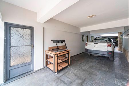 Casa à venda com 420m², 3 quartos e 8 vagasGaragem