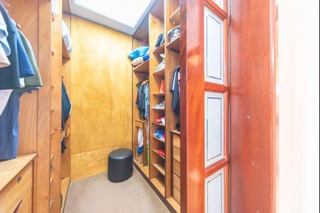 Casa à venda com 420m², 3 quartos e 8 vagasCloset do Quarto 3
