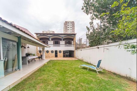 Casa à venda com 420m², 3 quartos e 8 vagasJardim