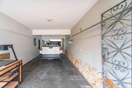 Casa à venda com 420m², 3 quartos e 8 vagasGaragem