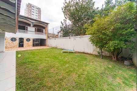 Casa à venda com 420m², 3 quartos e 8 vagasJardim