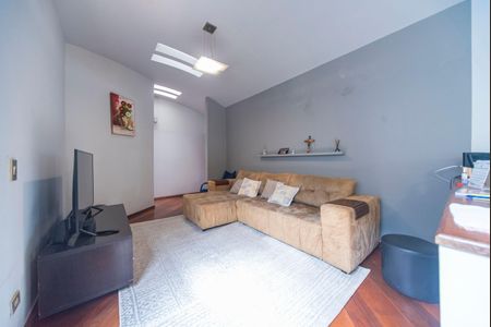 Casa à venda com 420m², 3 quartos e 8 vagasSala de TV
