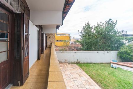 Casa à venda com 420m², 3 quartos e 8 vagasVaranda dos Quartos