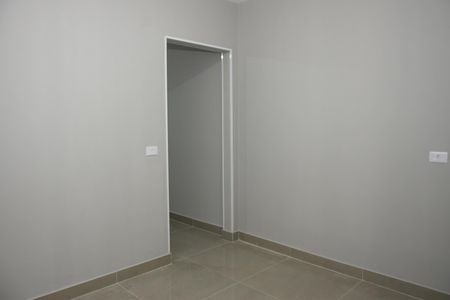 Cozinha de apartamento para alugar com 2 quartos, 60m² em Jardim Santo Eduardo, Embu das Artes