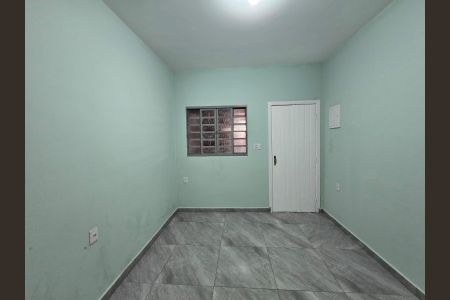 Sala  de casa para alugar com 2 quartos, 74m² em Jardim Presidente Dutra, Guarulhos
