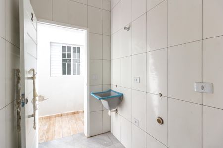 Casa para alugar com 60m², 2 quartos e 1 vagaÁrea de Serviço