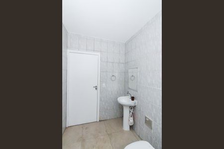 Casa para alugar com 140m², 2 quartos e 2 vagasBanheiro