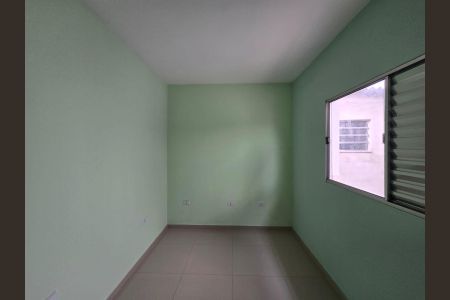 Quarto 01 de casa para alugar com 1 quarto, 40m² em Jardim Presidente Dutra, Guarulhos