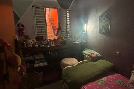 Casa à venda com 50m², 4 quartos e 1 vagaCasa 2 - Quarto 