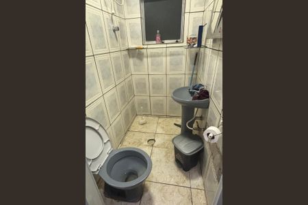 Casa à venda com 50m², 4 quartos e 1 vagaKitnet 2- Banheiro 