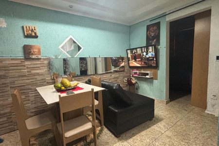 Casa à venda com 50m², 4 quartos e 1 vagaSala/Cozinha - casa 1 