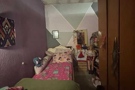 Casa à venda com 50m², 4 quartos e 1 vagaCasa 2 - Quarto 