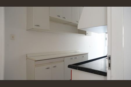 Apartamento à venda com 58m², 2 quartos e 1 vagaCozinha