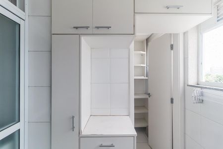 Apartamento para alugar com 89m², 3 quartos e 2 vagasÁrea de Serviço