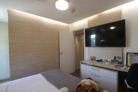 Casa de condomínio à venda com 208m², 4 quartos e 2 vagasSuíte 3