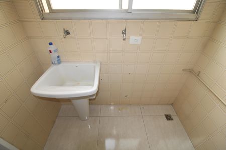 Apartamento à venda com 69m², 2 quartos e 1 vagaÁrea de Serviço