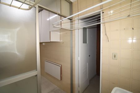 Apartamento à venda com 69m², 2 quartos e 1 vagaÁrea de Serviço
