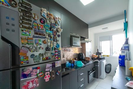 Apartamento à venda com 48m², 2 quartos e 1 vaga Apartamento à venda com 48m², 2 quartos e 1 vagaCozinha e Área de Serviço