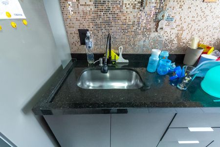 Apartamento à venda com 48m², 2 quartos e 1 vaga Apartamento à venda com 48m², 2 quartos e 1 vagaCozinha e Área de Serviço