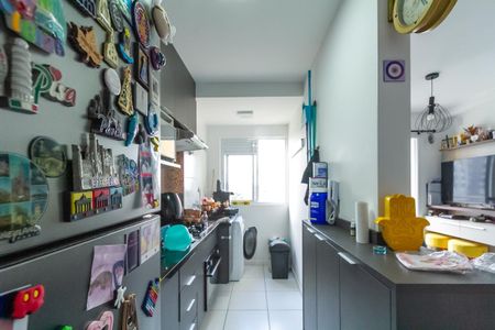Apartamento à venda com 48m², 2 quartos e 1 vaga Apartamento à venda com 48m², 2 quartos e 1 vagaCozinha e Área de Serviço
