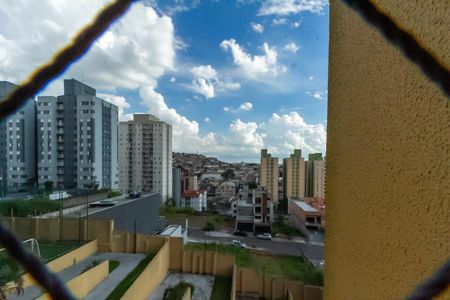 Apartamento à venda com 48m², 2 quartos e 1 vaga Apartamento à venda com 48m², 2 quartos e 1 vagaVista da Cozinha e Área de Serviço