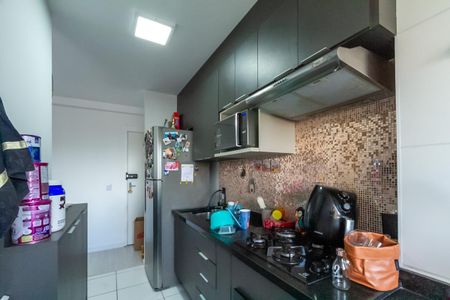 Apartamento à venda com 48m², 2 quartos e 1 vaga Apartamento à venda com 48m², 2 quartos e 1 vagaCozinha e Área de Serviço